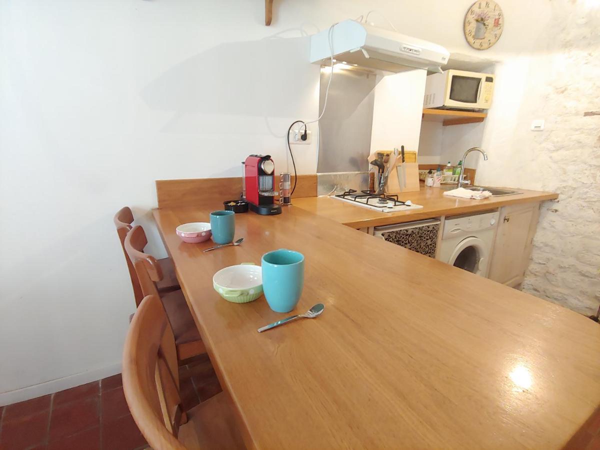 Charmante maison arlésienne à l'ombre des Arènes, de 2 à 5p Esterno foto