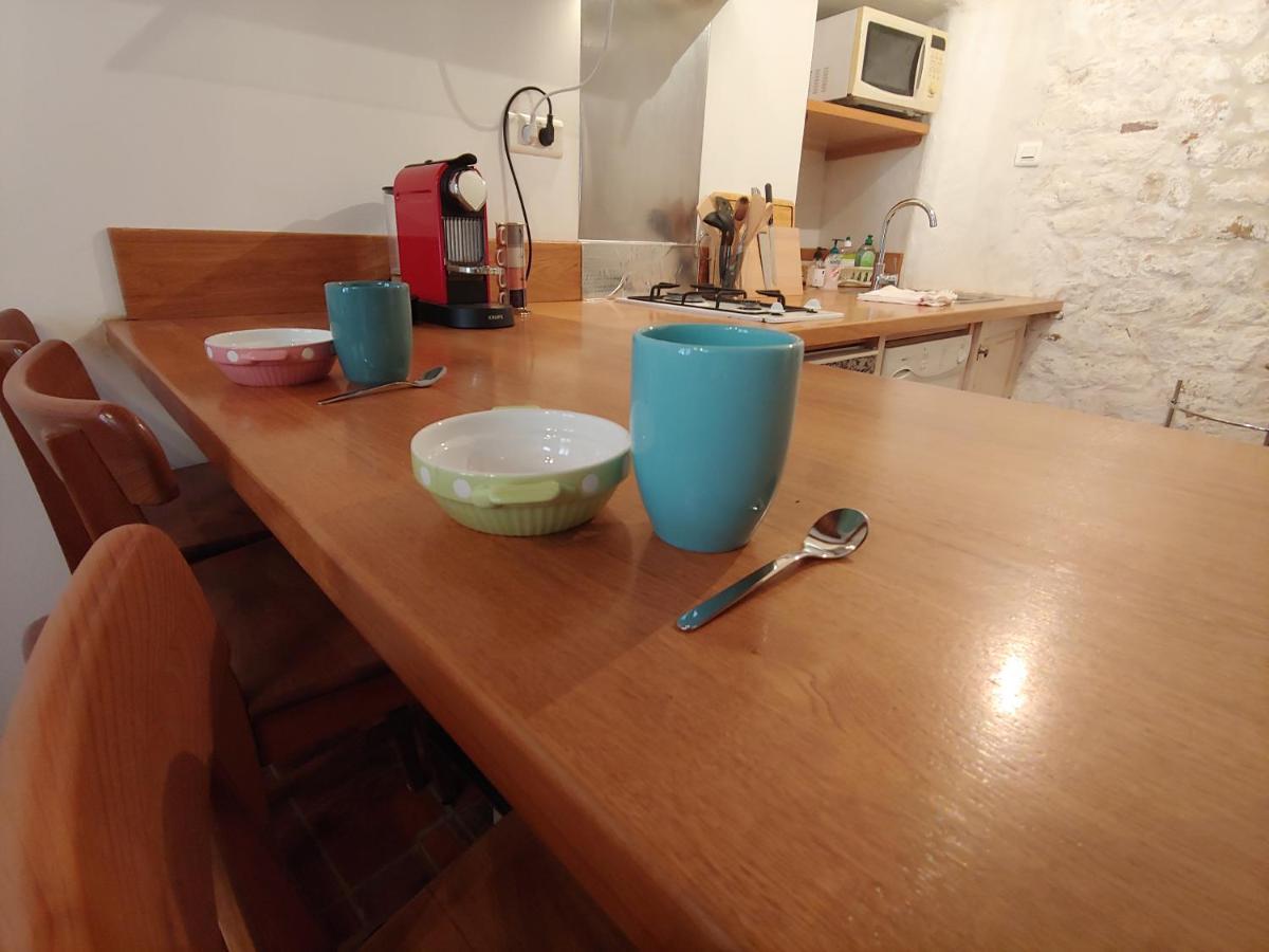 Charmante maison arlésienne à l'ombre des Arènes, de 2 à 5p Esterno foto